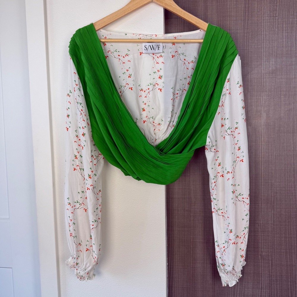 SWF Floral Wrap Blouse Green White Draped Crop Top Long Sleeve Size Medium